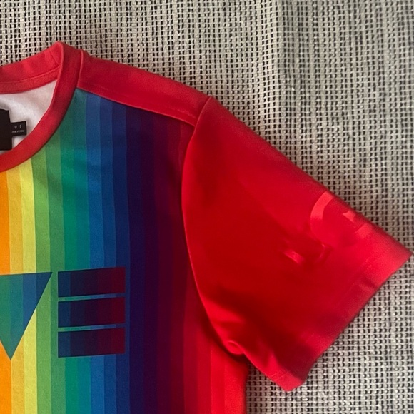 UGG Pride Rainbow Striped Love Graphic T-Shirt - Picture 8 of 8